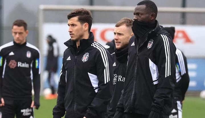 Beşiktaş'ın yeni transferleri 11'e geçiyor!