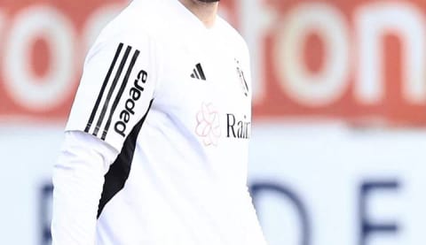 Beşiktaş'ın yıldız ismi gözden düştü!