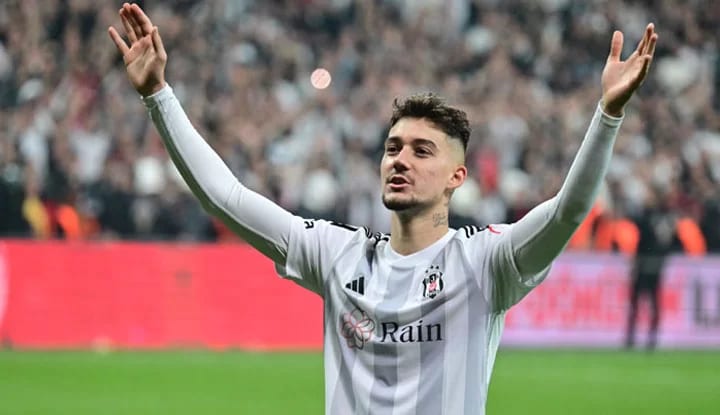 Beşiktaş'ın yıldızı aday kadroya davet edildi!