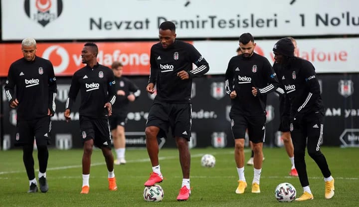 Beşiktaş'ın yıldızı parlıyor! Teknik ekip memnun!