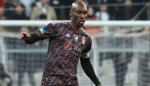 Beşiktaşlı Atiba Hutchinson gönülleri fethetti!