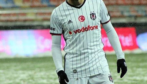 Beşiktaşlı eski futbolcu futbola veda etti!