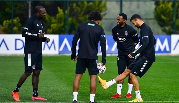 Beşiktaşlı futbolcular, sosyal medyayı salladı!