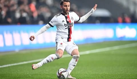 Beşiktaşlı genç futbolcu Beşiktaş’a veda etti!