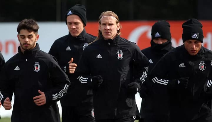 Beşiktaşlı oyuncu mesajı verdi, ilk 11'e göz kırptı!