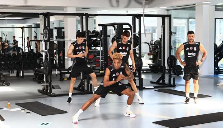 Beşiktaşlı oyuncular performans testinden geçti!