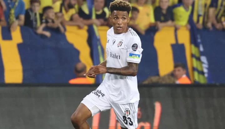 Beşiktaşlı taraftardan Gedson Fernandes pankartı!