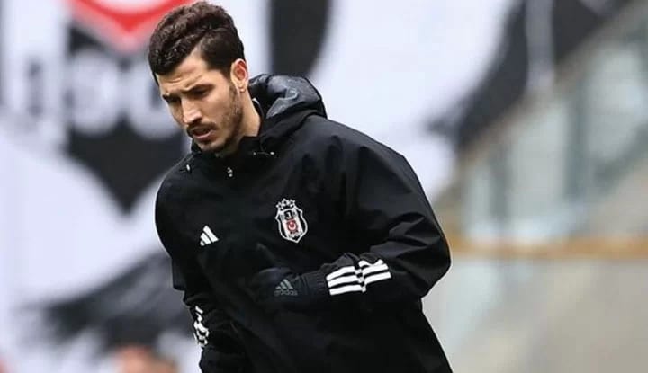 Beşiktaşlı taraftarlardan Salih Uçan’a destek!