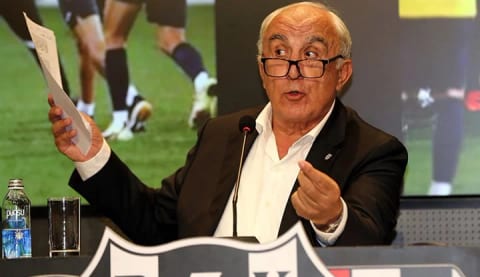 Beşiktaşlı yöneticiden Mete Kalkavan'a sert eleştiri!
