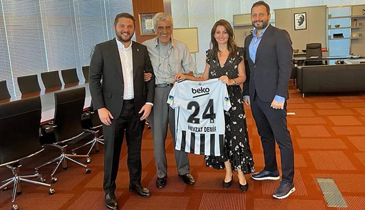 Beşiktaşlı yöneticilerden Nevzat Demir’e ziyaret!