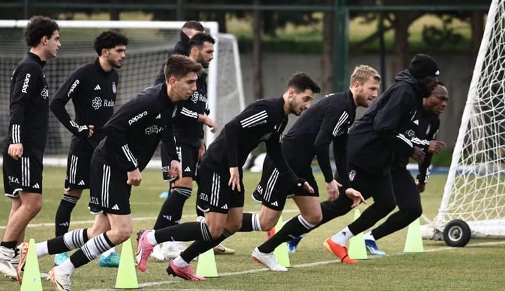 Beşiktaş'ta 10 numara plan!