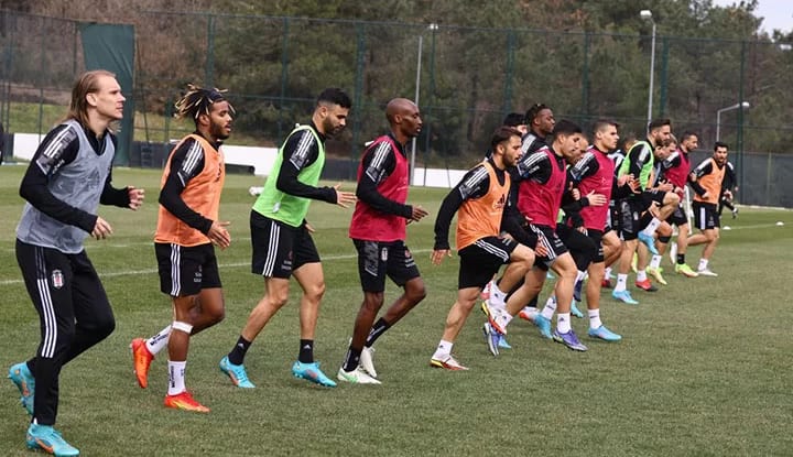Beşiktaş'ta 3 güzel haber birden!
