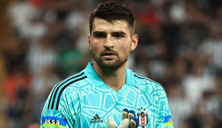 Beşiktaş'ta 3 isim sezon sonu yolcu!