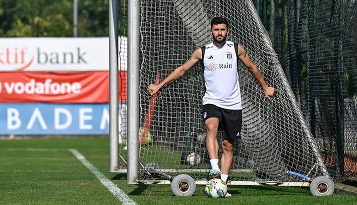 Beşiktaş'ta 3 yerli yolcu oluyor!