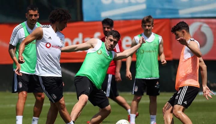Beşiktaş'ta antrenmanlarda dikkat çeken isim!