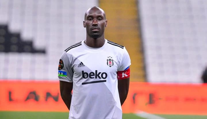Beşiktaş'ta Atiba gelişmesi! Karar alındı!