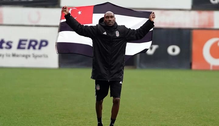 Beşiktaş'ta Atiba Hutchinson gerçekleri belli oldu!
