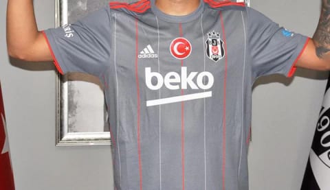 Beşiktaş'ta bir sakatlık daha! Devam edemedi!