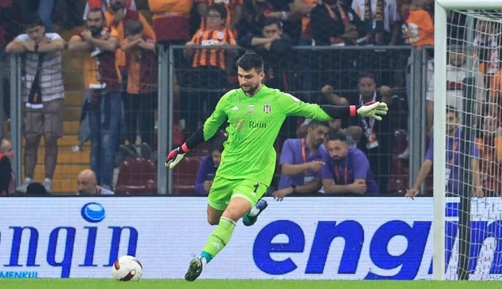 Beşiktaş'ta Bodo-Glimt maçında kale Ersin Destanoğlu'nun!