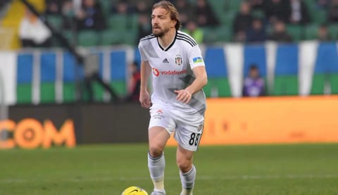 Beşiktaş'ta Caner Erkin kararı verildi!