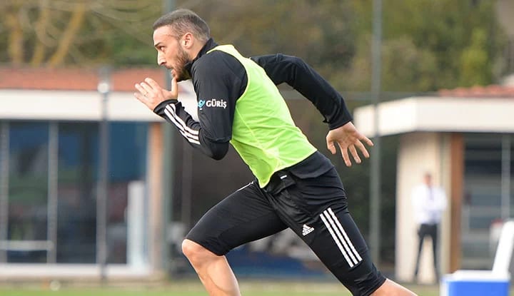 Beşiktaş'ta Cenk Tosun'dan kötü haber!