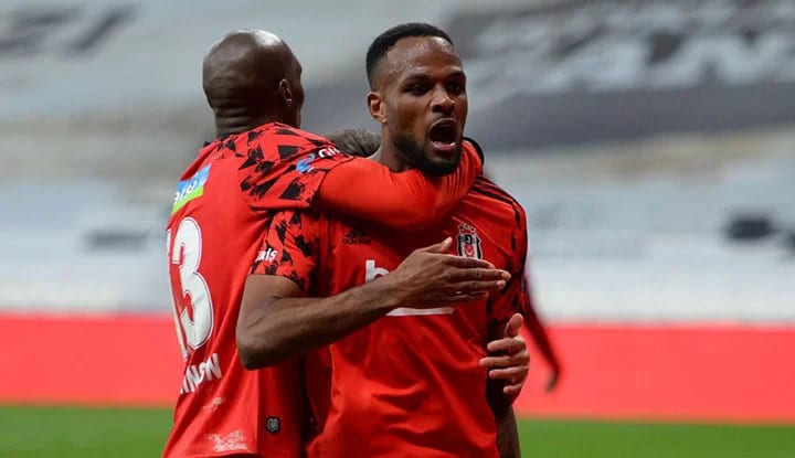 Beşiktaş'ta Cyle Larin için dev hedef