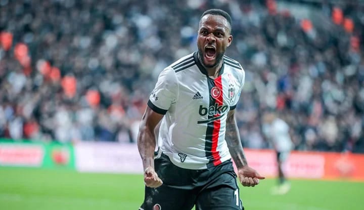 Beşiktaş'ta Cyle Larin'de sıcak gelişme
