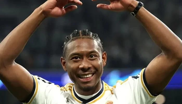 Beşiktaş’ta David Alaba gelişmesi!
