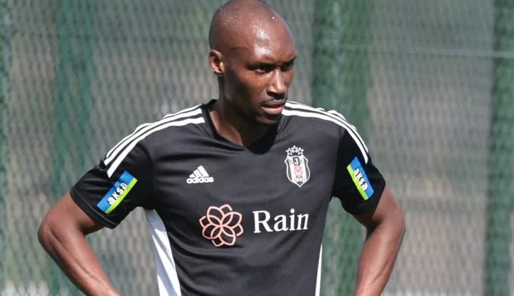 Beşiktaş'ta değişim zamanı! Atiba Hutchinson...