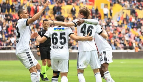 Beşiktaş'ta derbi için iki ihtimal