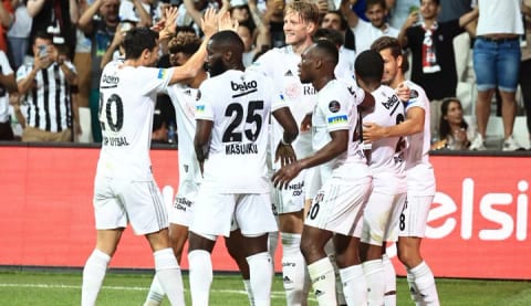 Beşiktaş'ta derbi öncesi prim kararı!