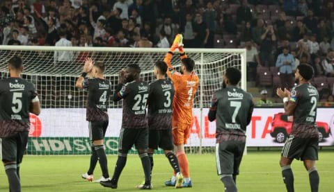 Beşiktaş'ta derbi öncesi sarı alarm!