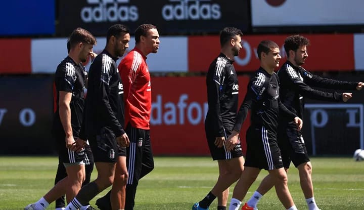 Beşiktaş'ta derbi öncesi son durum