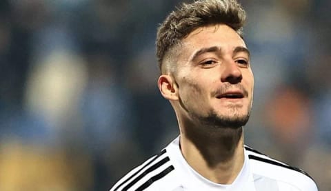 Beşiktaş'ta derbide gözler Ernest Muçi'de!