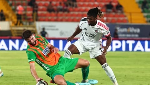 Beşiktaş'ta El Bilal Toure dikkat çekti!