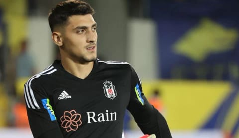 Beşiktaş'ta Emre Bilgin, Karagümrük yolcusu!