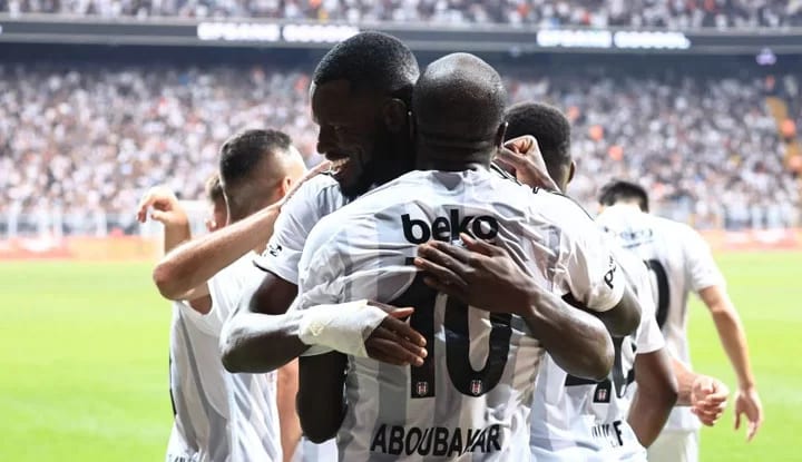 Beşiktaş'ta fikstür yoğunluğu! Milli aradan sonra...