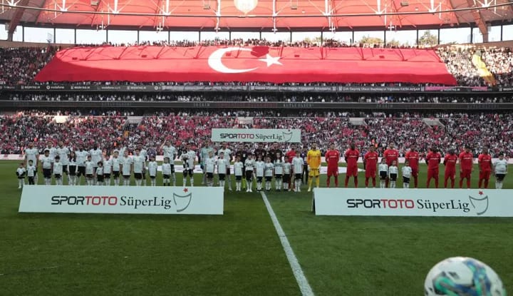 Beşiktaş’ta Güneş açtı! Farklı galibiyet geldi!