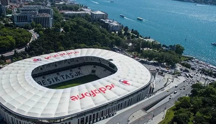 Beşiktaş'ta hedef 5 yılda 50 milyon Euro gelir!