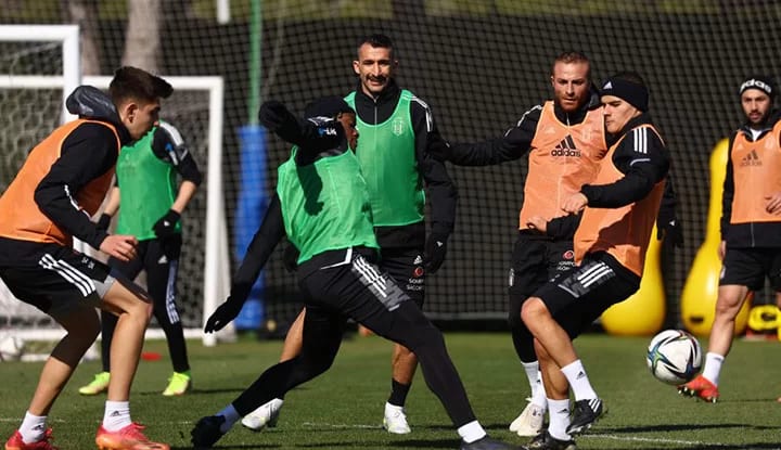 Beşiktaş'ta iki gelişme birden!