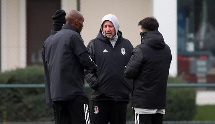 Beşiktaş'ta ilk 11 netleşiyor! İşte sürprizler...