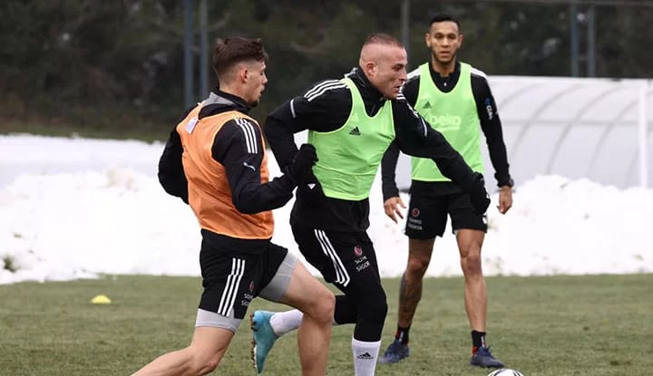 Beşiktaş'ta ilk 11'de büyük değişiklik
