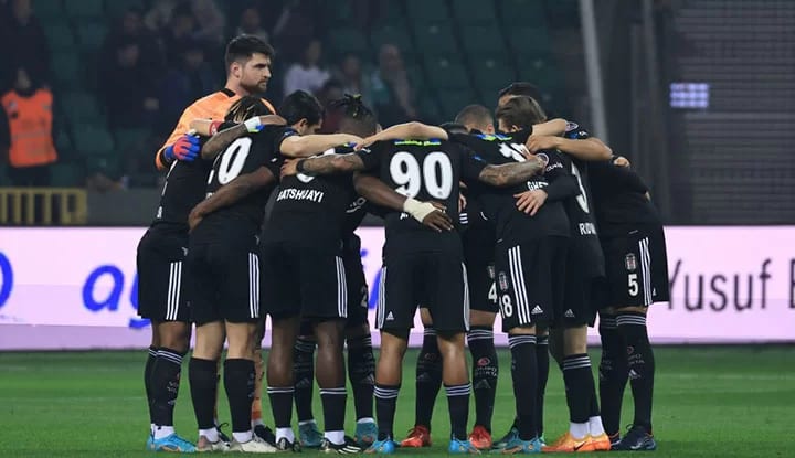 "Beşiktaş'ta ilk değişiklikte gözlerim onu aradı"