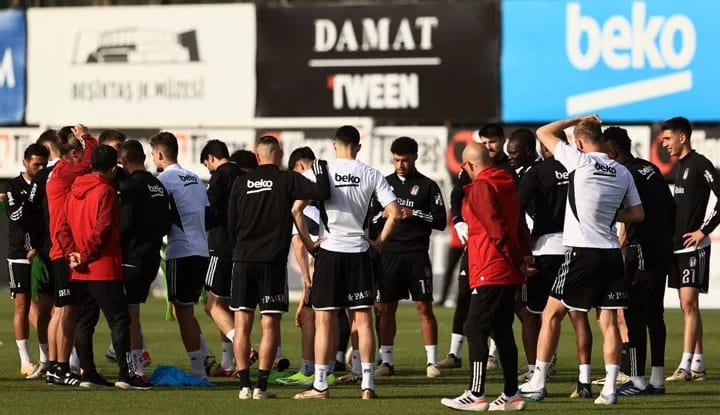 Beşiktaş'ta ilk yolcular belli oldu!