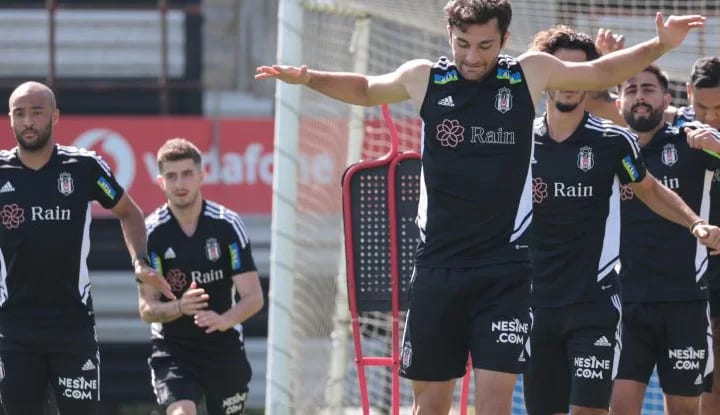 Beşiktaş'ta İstanbulspor maçı öncesi rotasyon kararı!