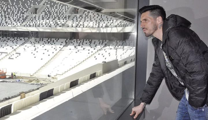 Beşiktaş'ta Jose Sosa bombası