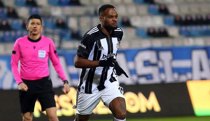 Beşiktaş'ta kritik gün! Cyle Larin...