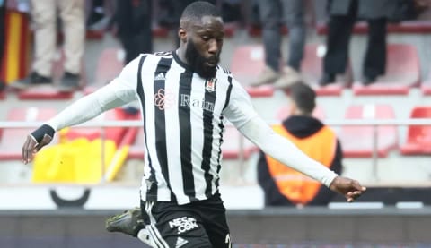 Beşiktaş'ta Masuaku'nun durumu netleşiyor!