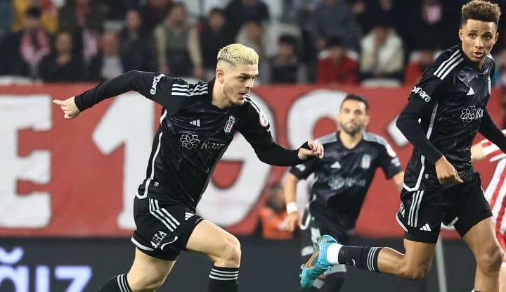 Beşiktaş'ta Milot Rashica sakatlandı!