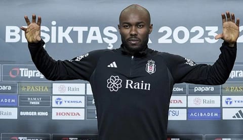 Beşiktaş'ta Musrati ile özel görüşme!
